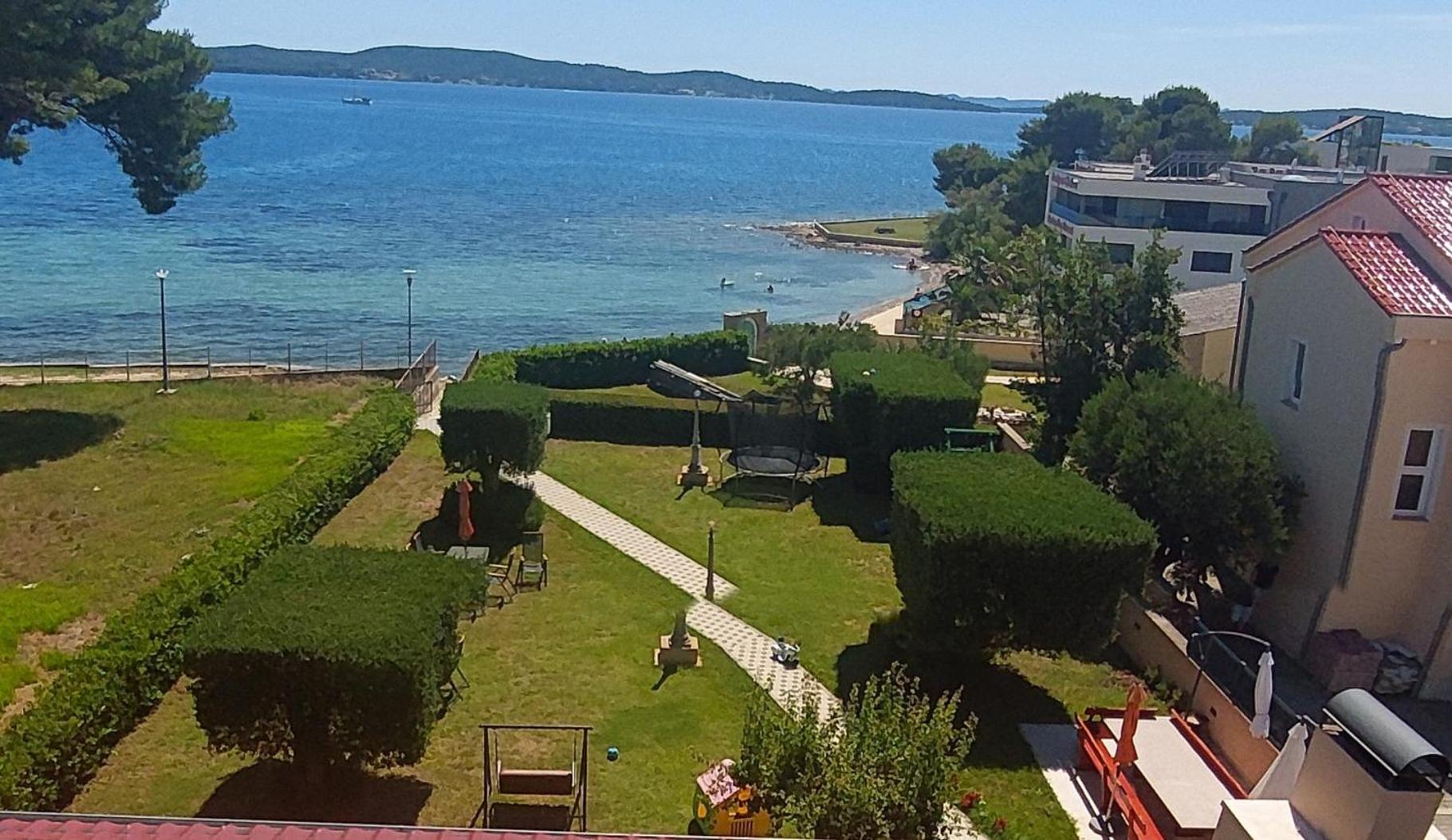 Apartments Becky On A Sandy Beach Without Crowd Sukošan Esterno foto